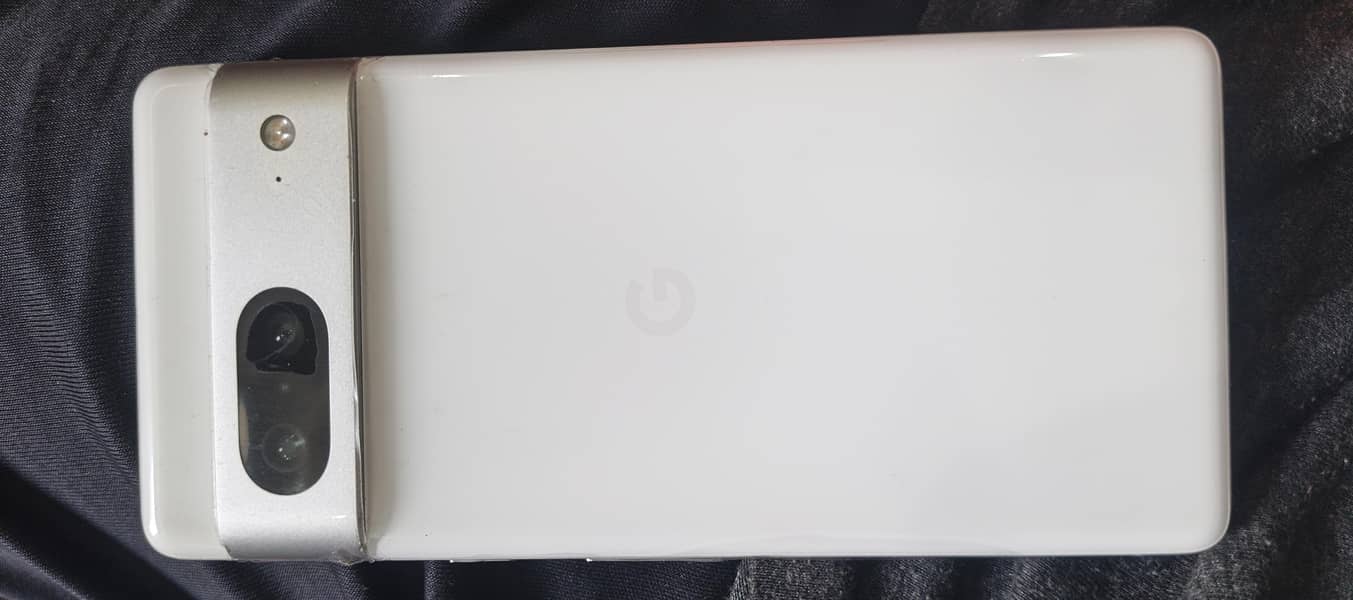 Google Pixel 7 4