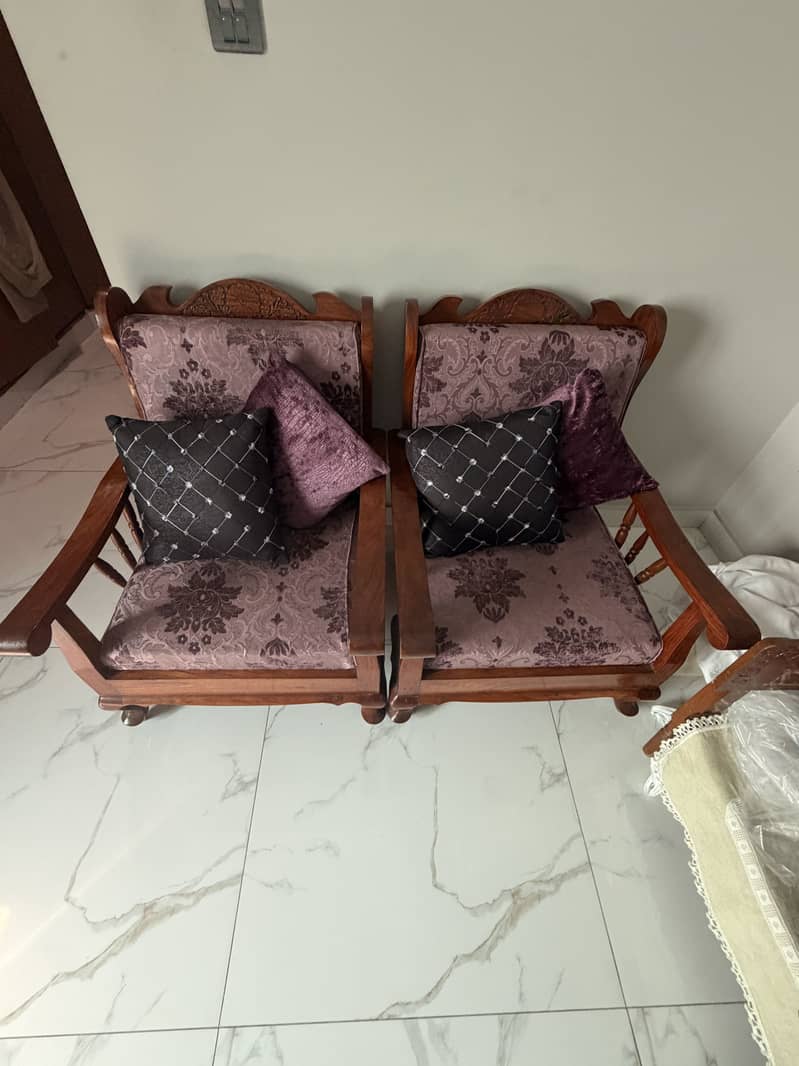 Bed set , with dressing table, dining table Very good condition 11