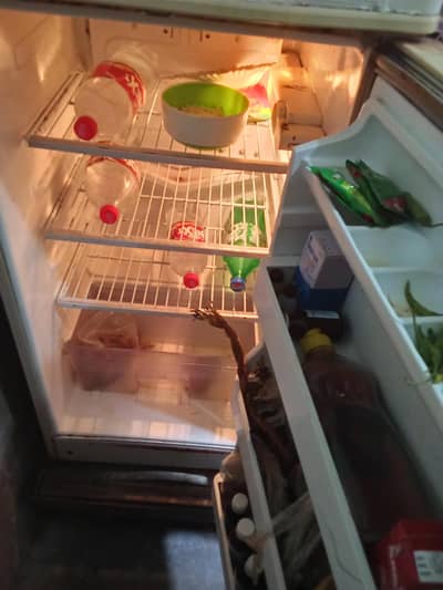 Dawlance fridge for sale