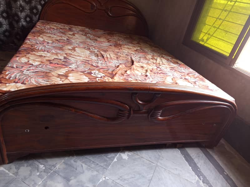 King Size Double Bed 4