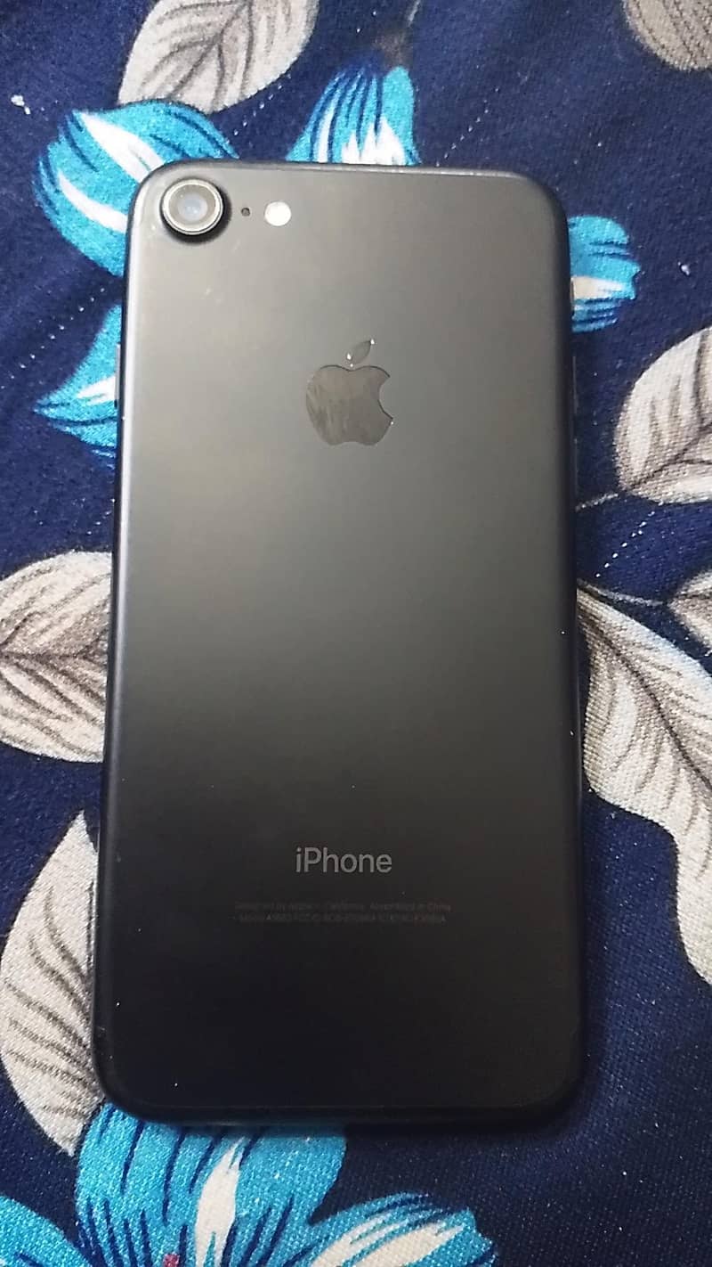 Apple iPhone 7 5
