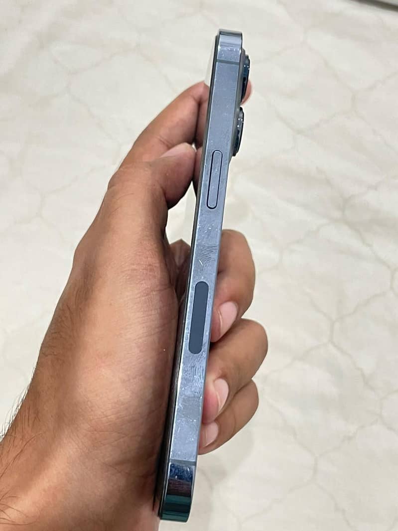 Apple iPhone 13 Pro 6