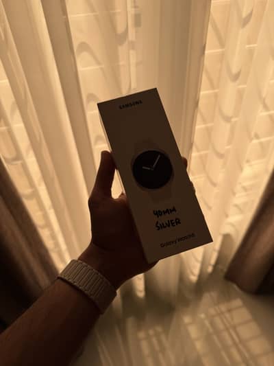 Watch 8 Silver 40MM - Just Box Open
