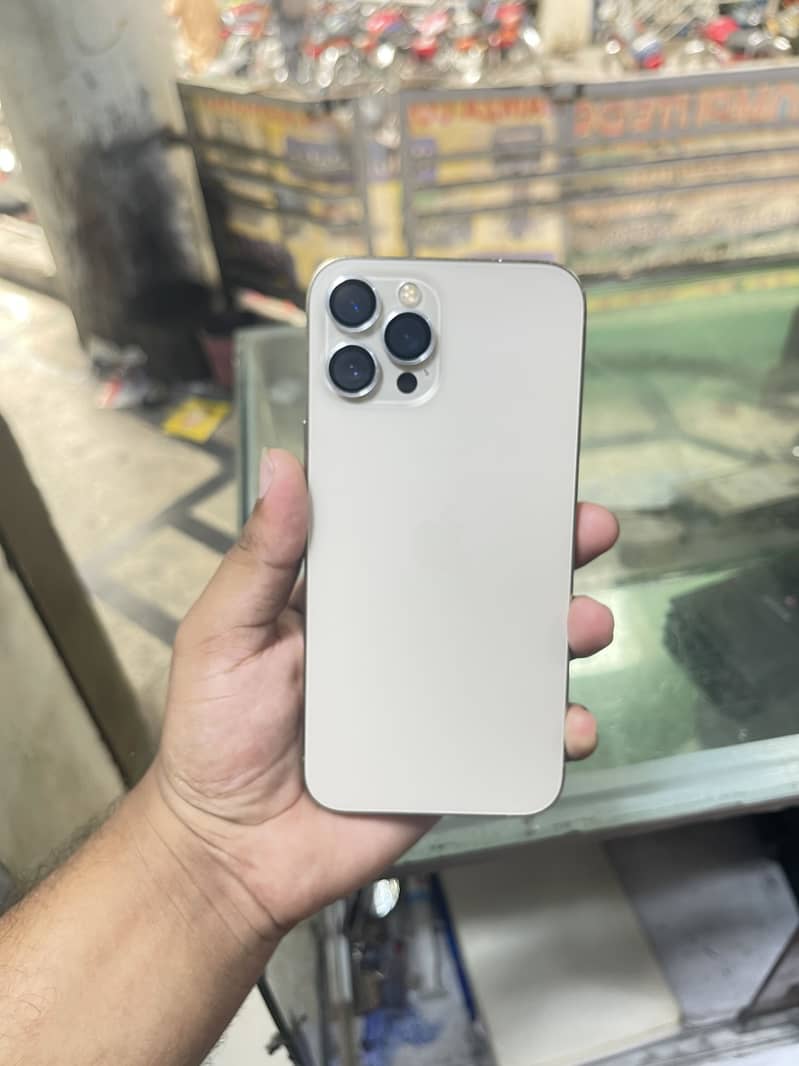 Apple iPhone 12 Pro Max 2