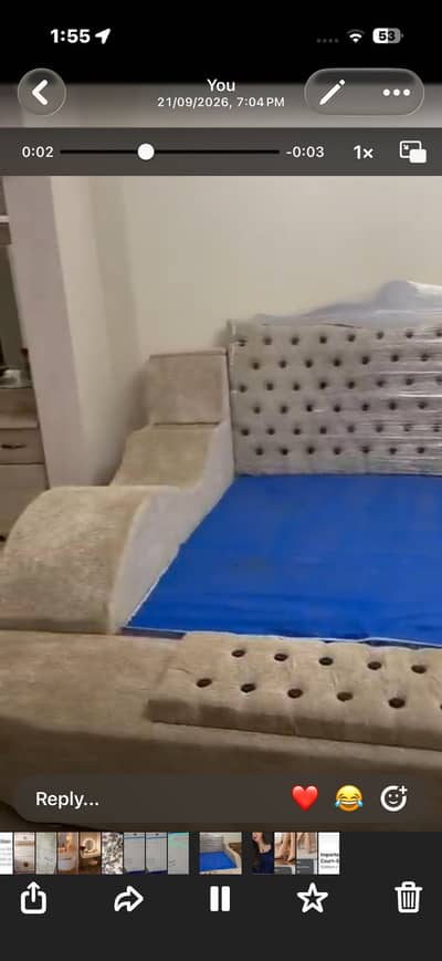 brand new selling it bcs of size king size bed with dressing table