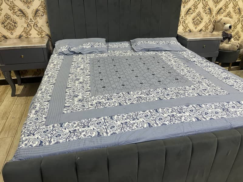 New condition bed 1