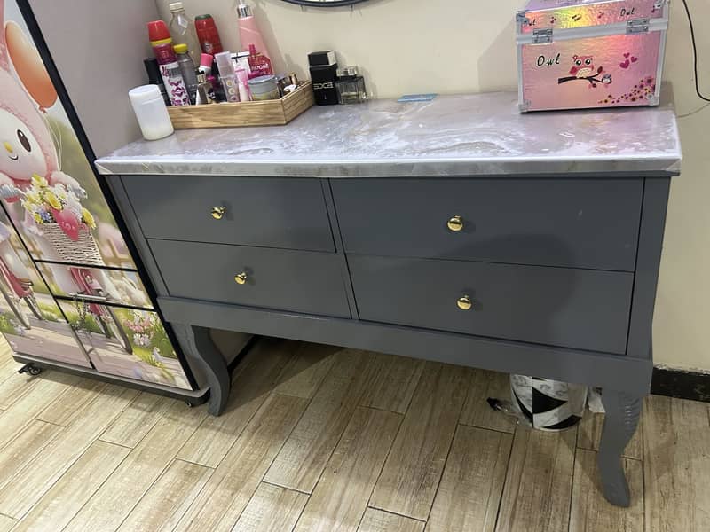 New condition bed 2
