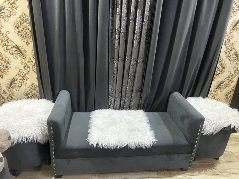 New condition bed 3