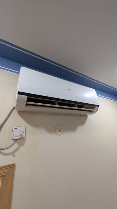 Haier 1.5 Ton DC Inverter Split AC – Mint Condition
