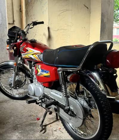 Honda 125 2025 24 end month Brand new condition