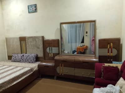 2nd hand furniture