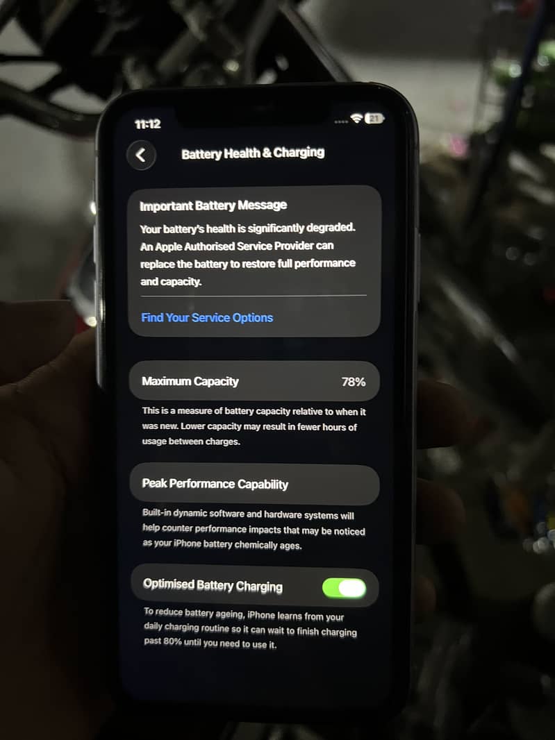 Apple iPhone 11 3
