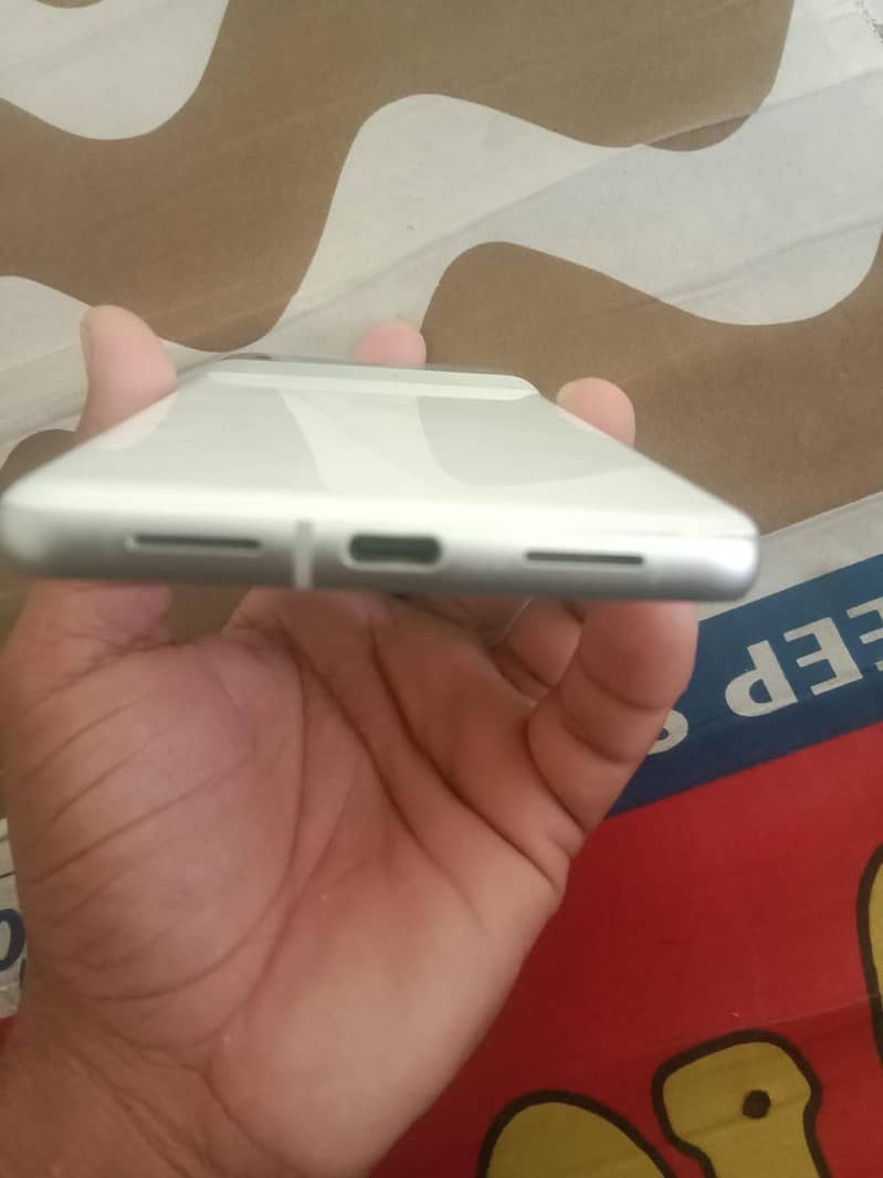 google pixel 7 4