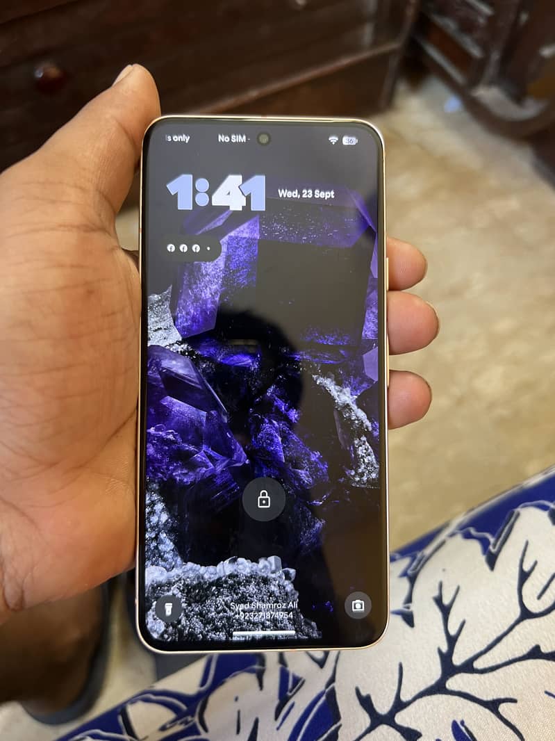 Google Pixel 8 1