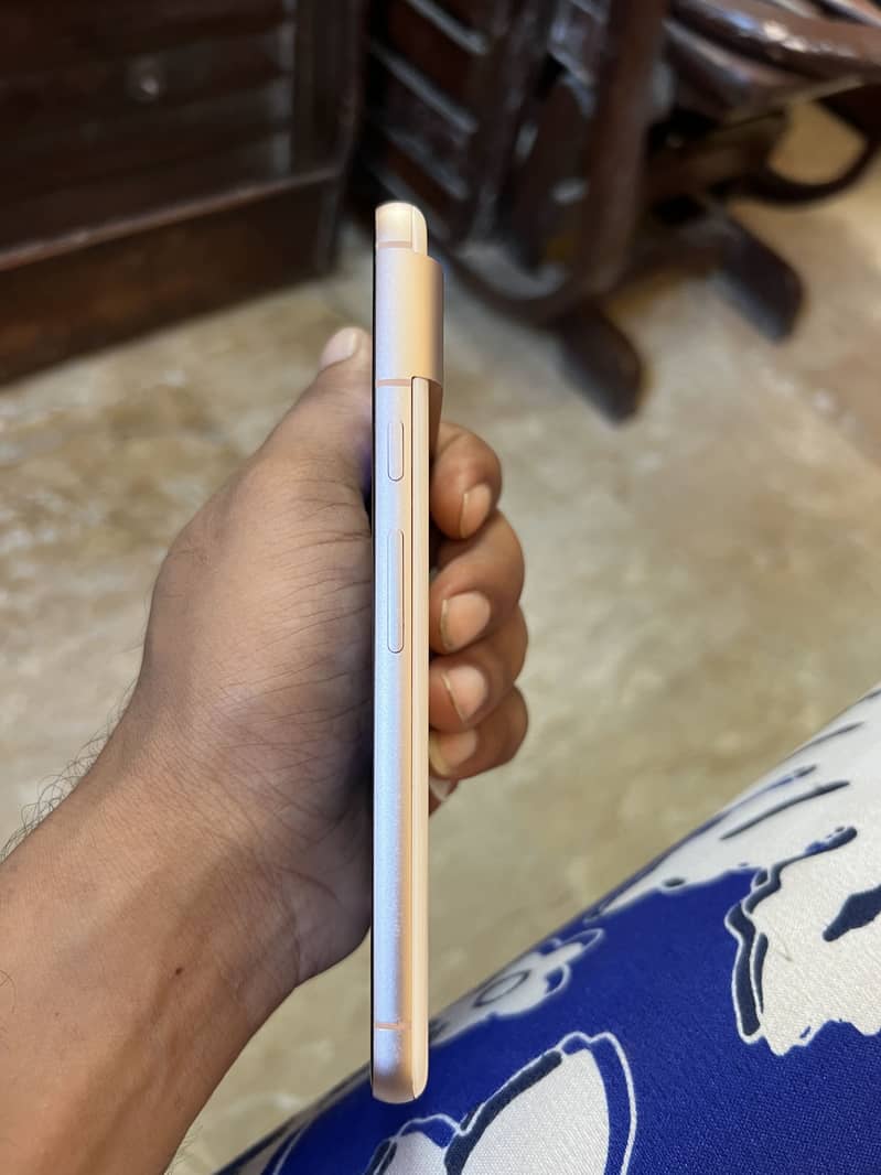 Google Pixel 8 3