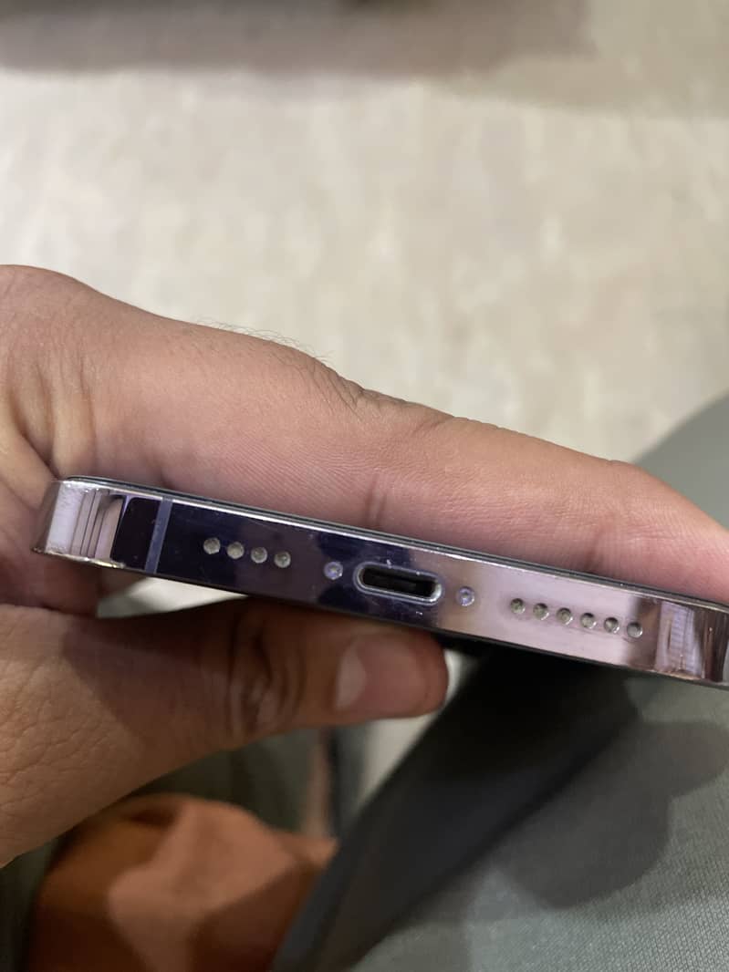 Apple iPhone 14 Pro Max 3