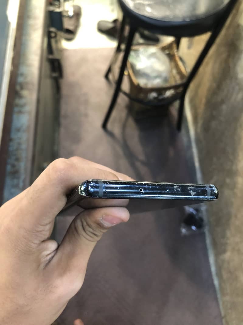 Samsung Mobile Note 8 2
