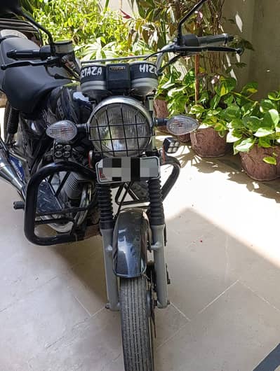 Suzuki 150 new condition