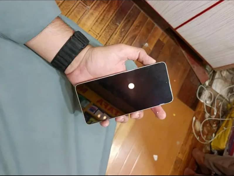 Xiaomi K70E 1