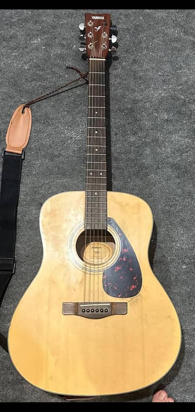 YAMAHA F600