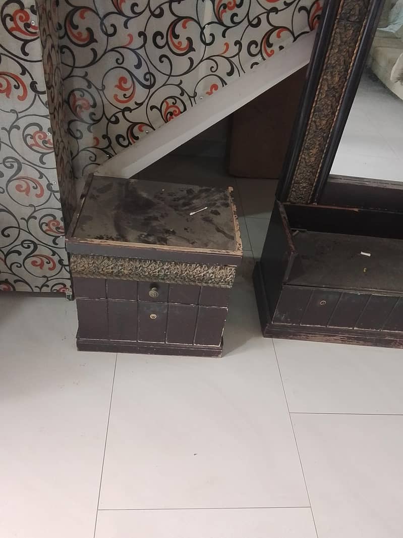 bed side table 2