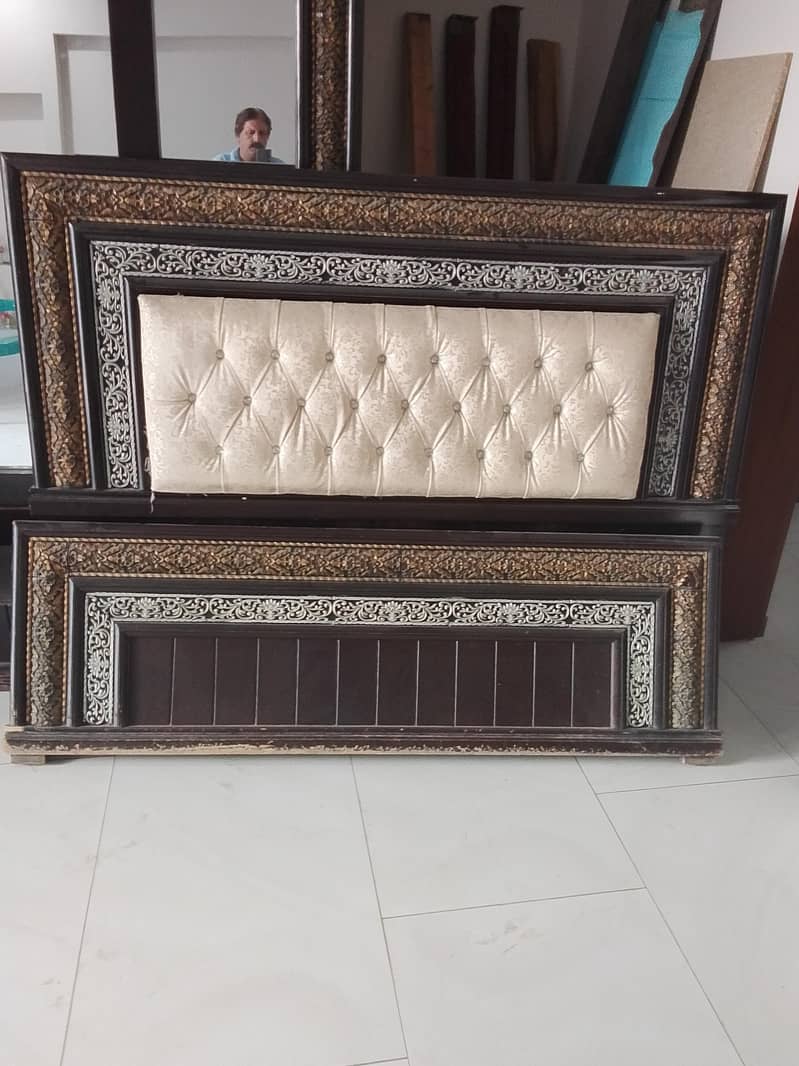 bed side table 3