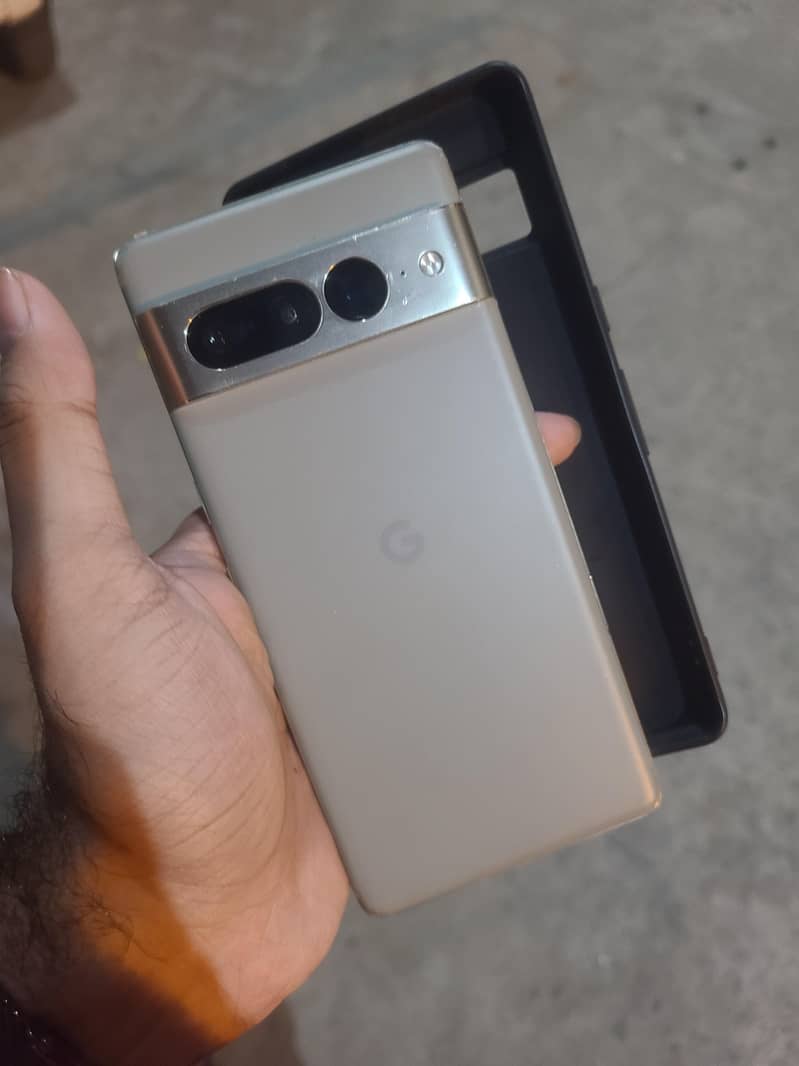 Google Pixel 7 Pro 0