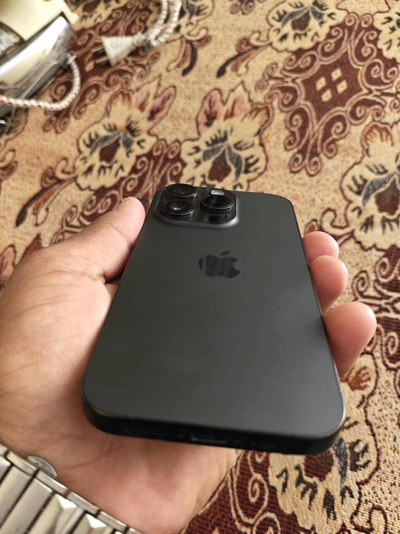 Apple iPhone 15 Pro 5