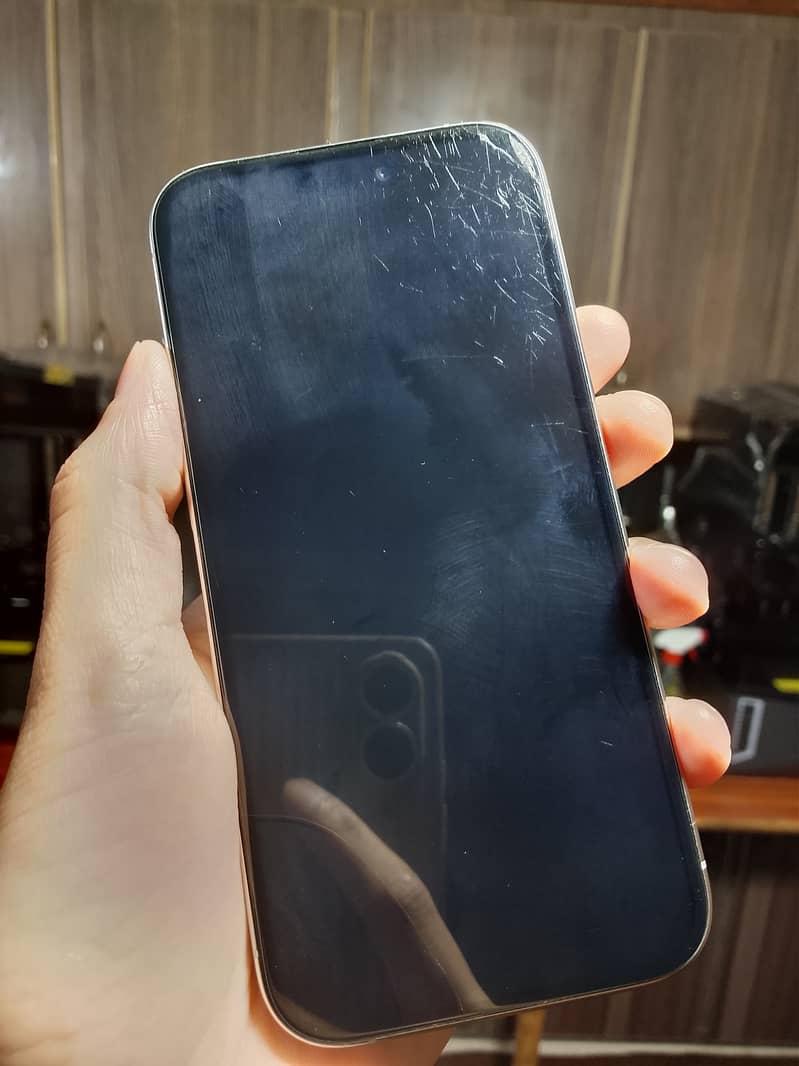 Apple iPhone 15 Pro 5