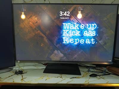 Samsung 32" 4K UHD LED Monitor – Non-Smart / Non-Android
