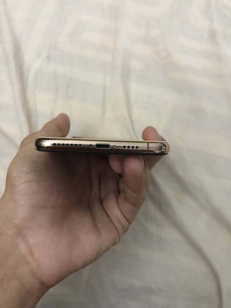 Iphone xs max 5