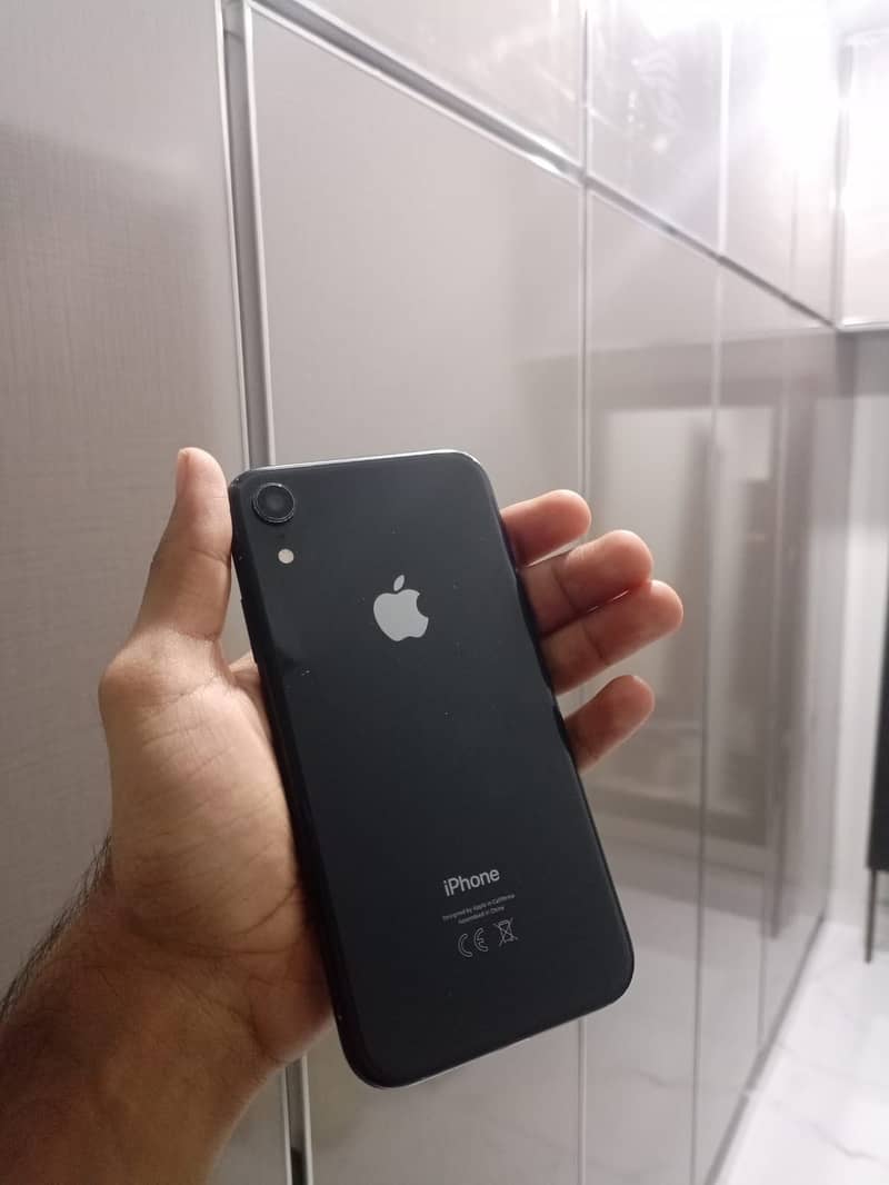 Apple iPhone XR 2
