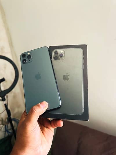 iPhone 11 Pro Max (256gb) urgent sale. 03/09/10/18/123
