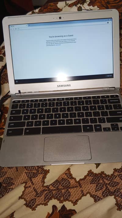 urgent Sale Samsung Chromebook OS