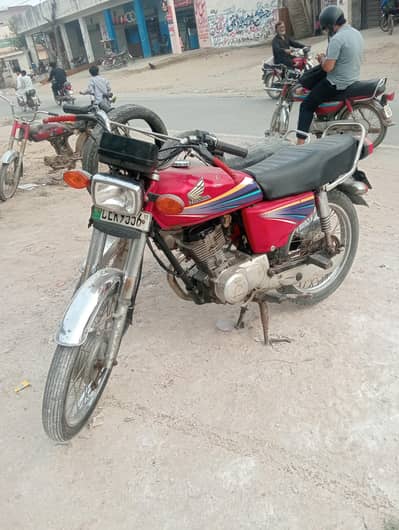 honda 125 2011 modal