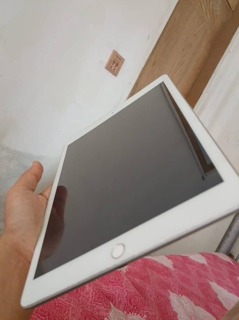 i pad A2197 4