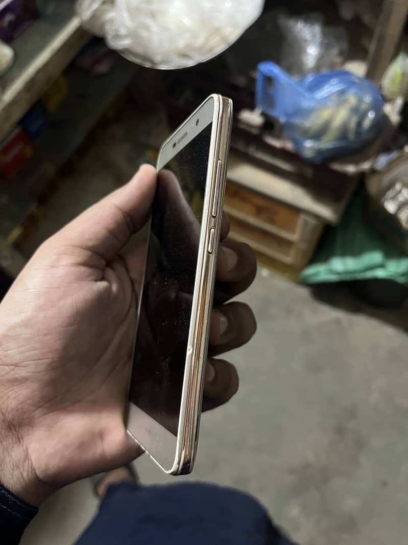 Huawei Other Model 3