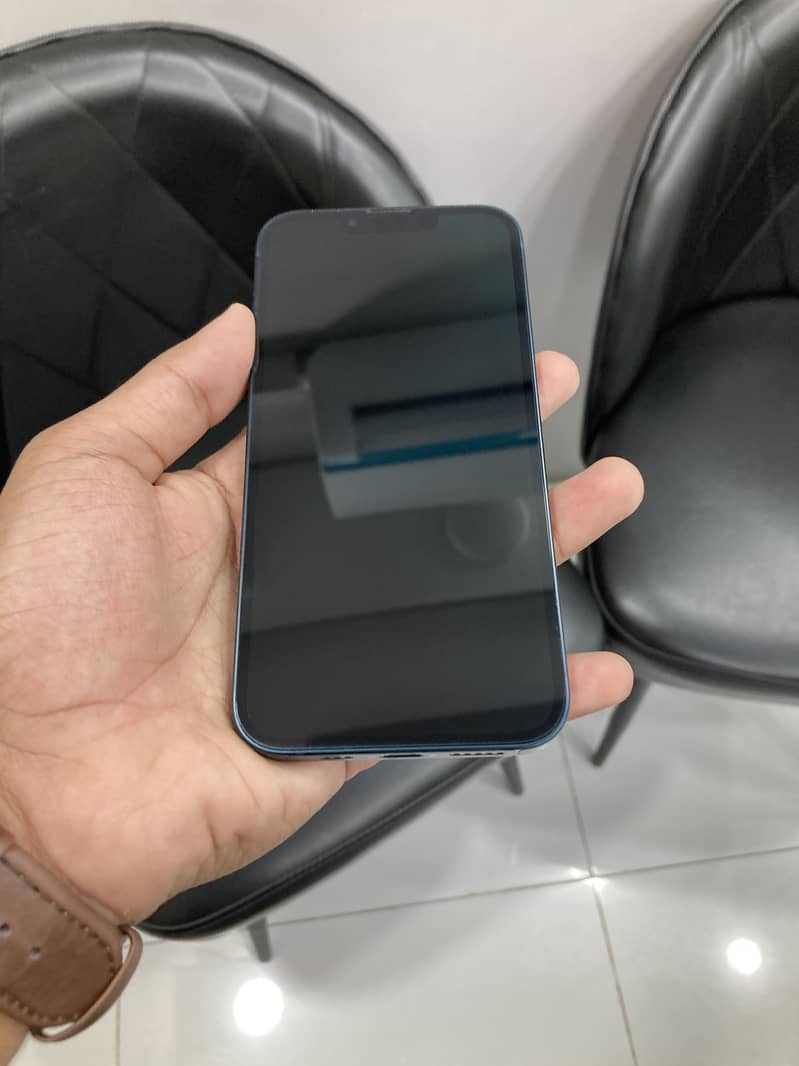 Apple iPhone 13 3
