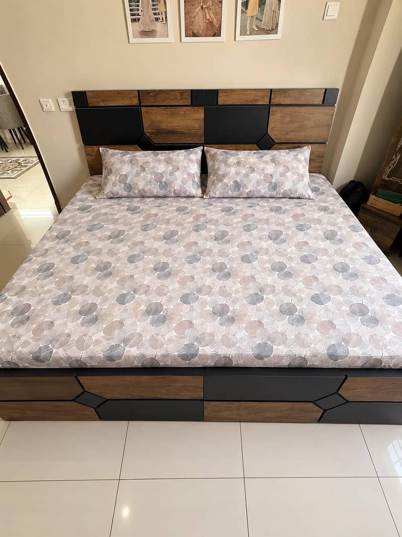 Bed room set 1