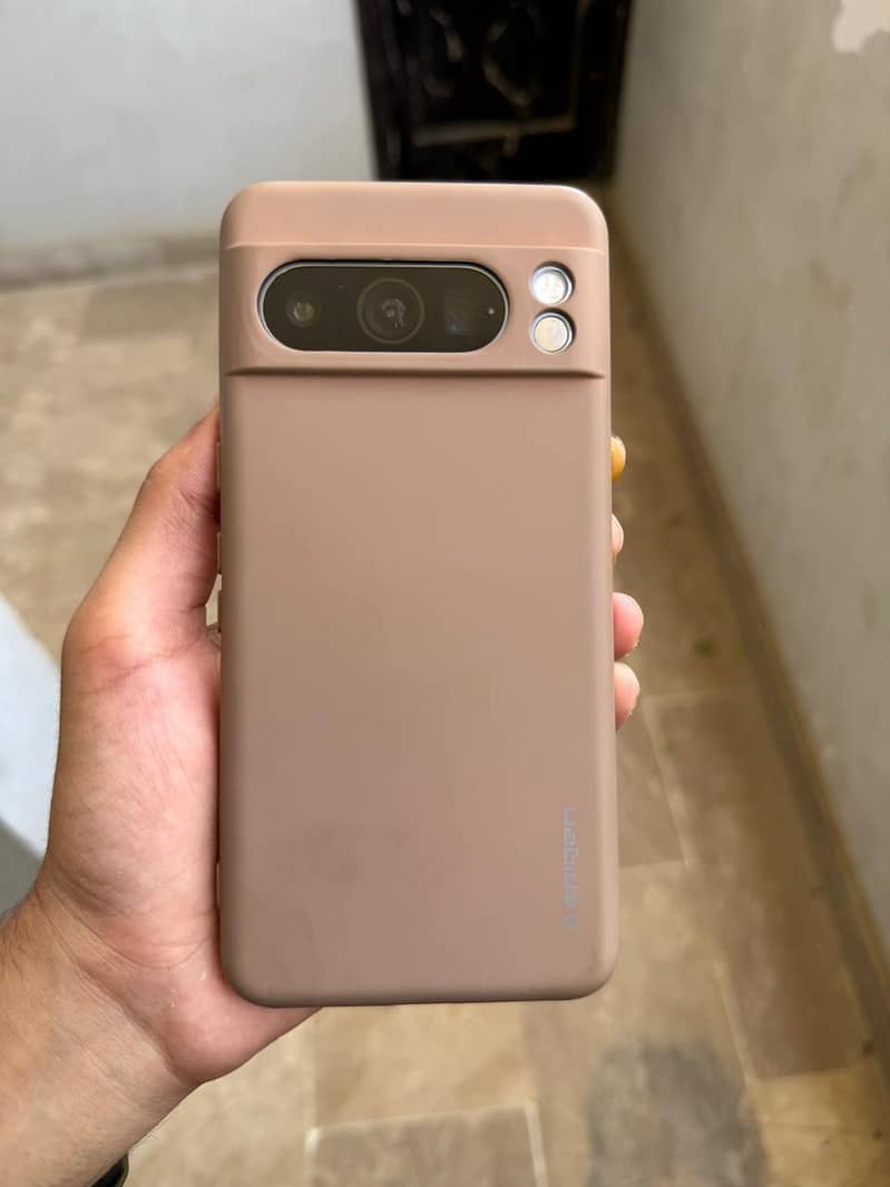 Google Pixel 8 Pro 2