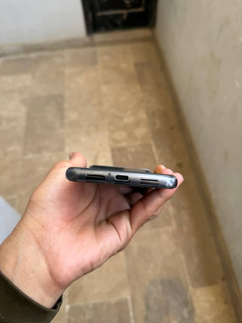 Google Pixel 8 Pro 6