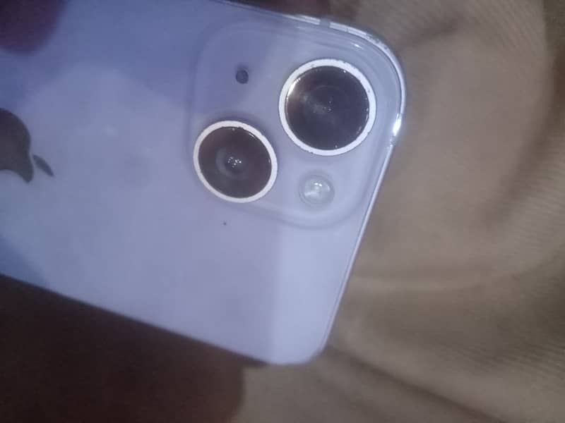 Apple iPhone 14 3