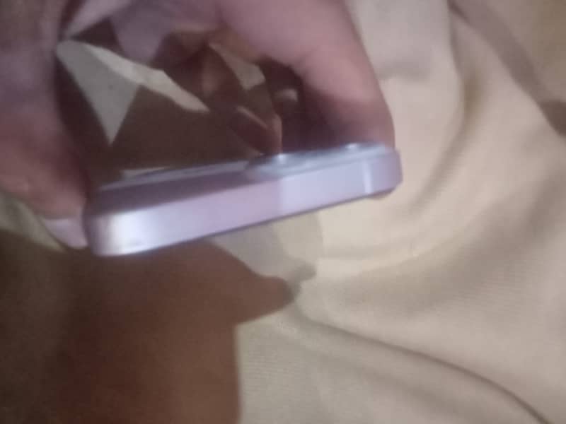 Apple iPhone 14 5