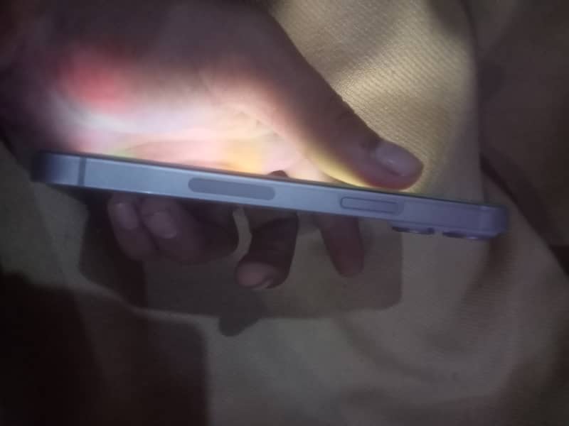 Apple iPhone 14 8