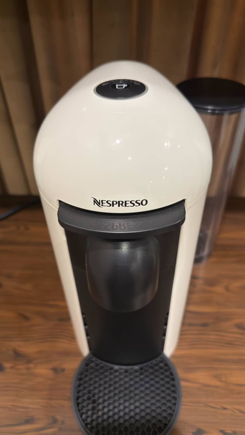 Nespresso vertuo plus 4