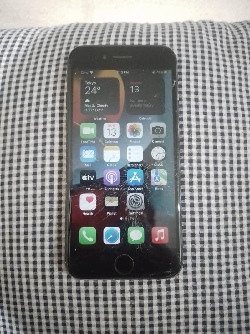 Apple iPhone 7 2