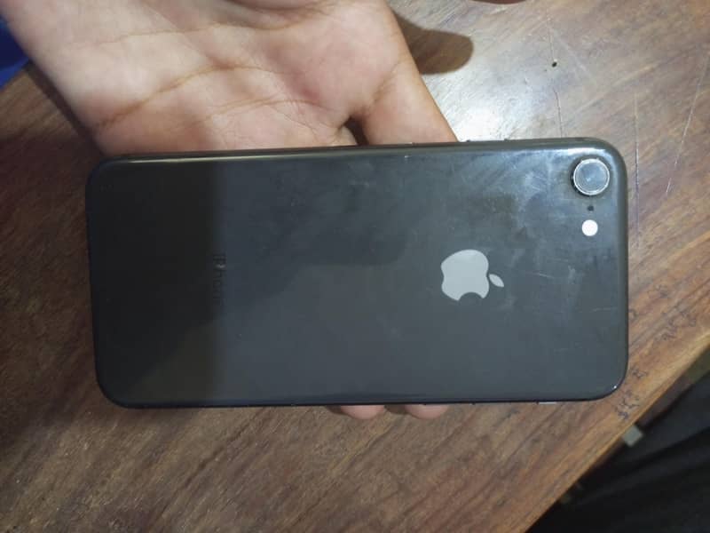Apple iPhone 8 5