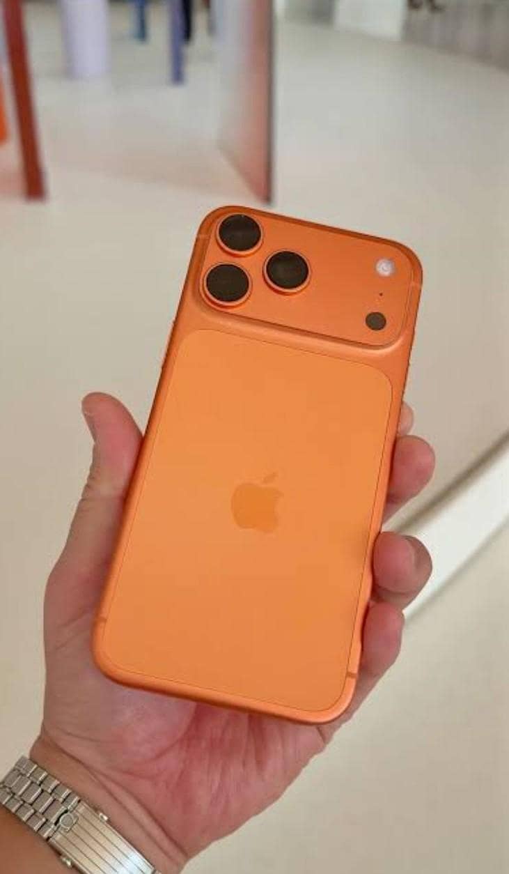 Apple iPhone 17 Pro Max 3