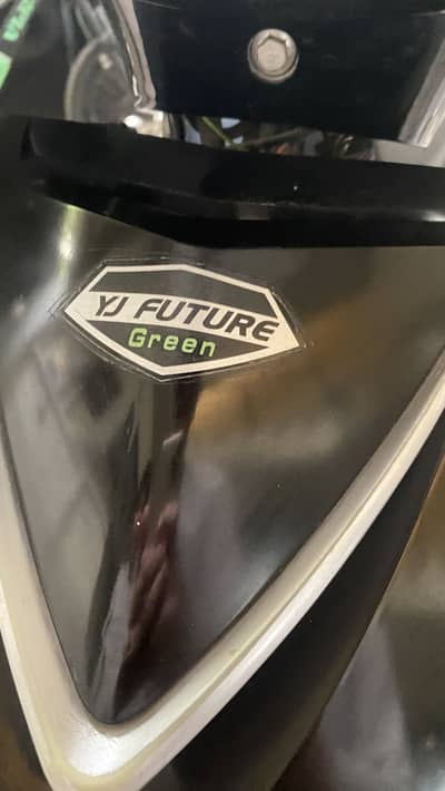YJ FUTURE AZADI