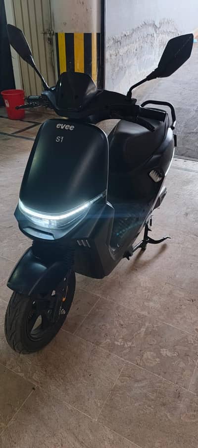 evee s1